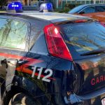 Tre calciatori feriti da bombe carta