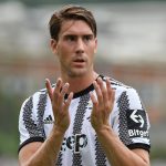 Vlahovic verso la cessione, Jiménez gioiello conteso: il mercato infuoca Juve e Milan